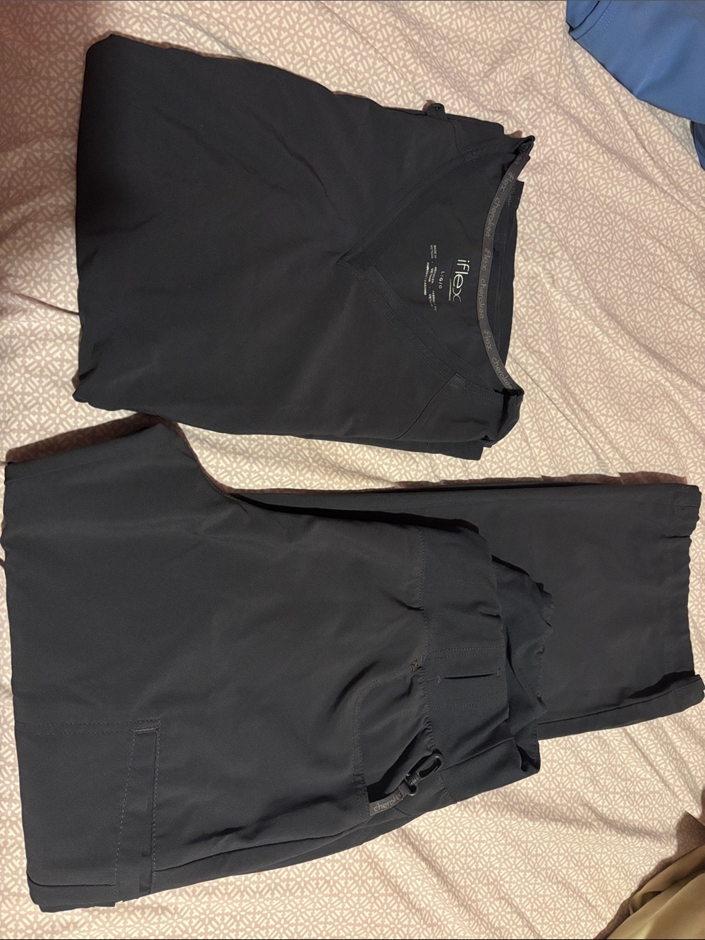 Cherokee iflex scrub set